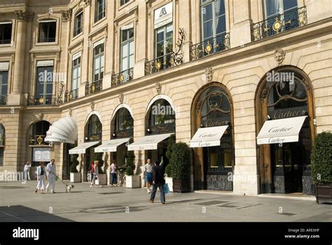 vendom store Paris france